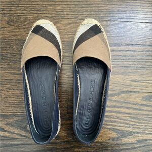 Burberry Women's Checkered Espadrilles in Tan and Black